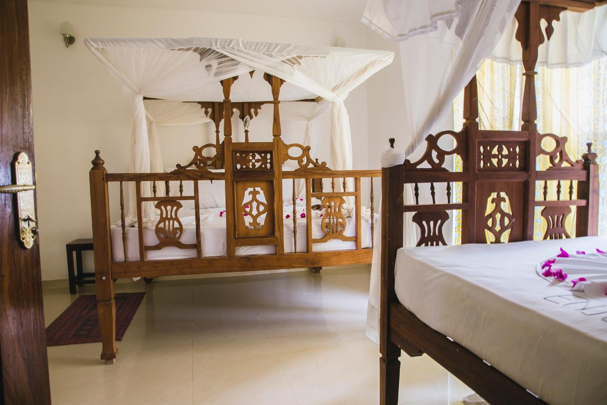 Moonshine Uroa Boutique Hotel Habitación foto